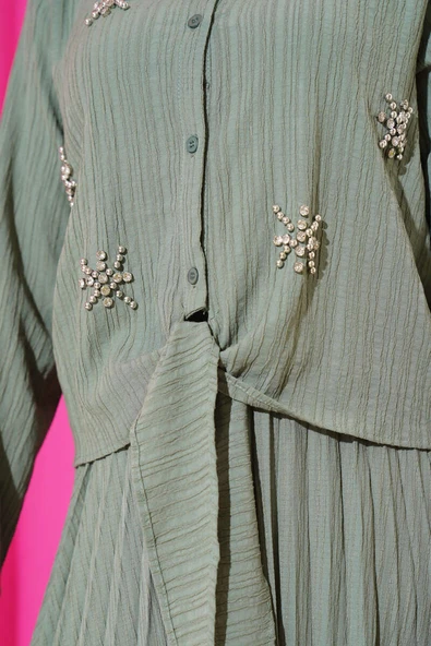 Taşlı Önü Bağlamalı Etekli İkili Takım Çağla Yeşili - Resim 4