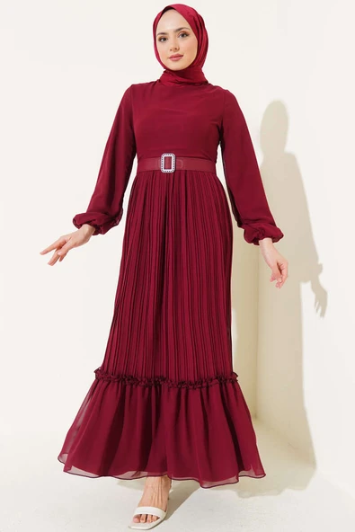 Piliseli Fırfırlı Kuşaklı Şifon Elbise Bordo ürün görseli 1