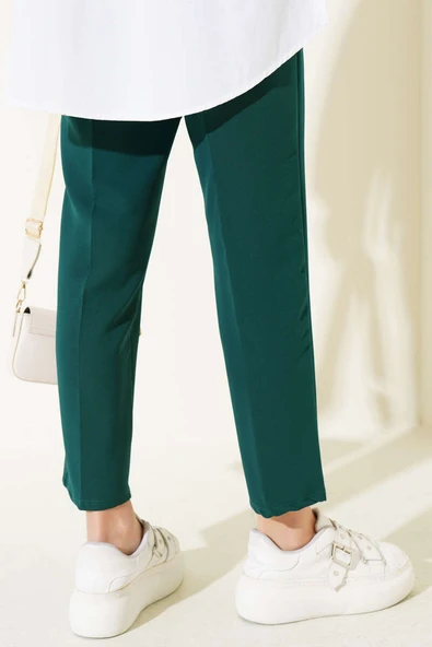 Beli Lastikli Dar Paça Pantolon Zümrüt Yeşili - Resim 3