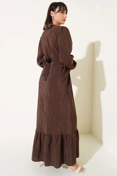 Kırışık Doku Kuşaklı Elbise Kahve - Resim 3