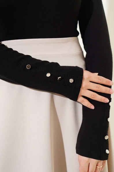 Bileği Metal Düğmeli Body Siyah - Resim 4