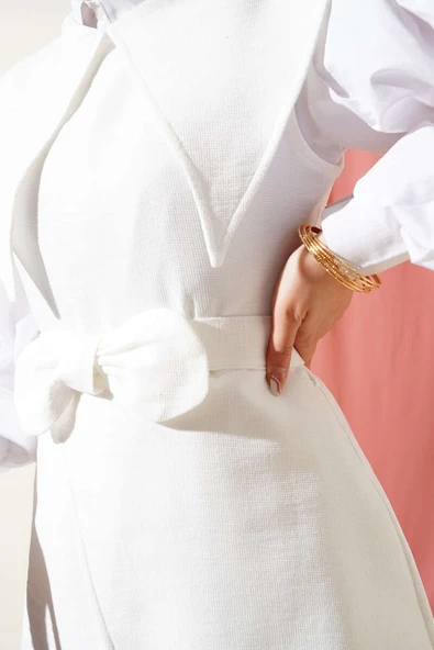 Fiyonk Detaylı Denizci Yaka İkili Takım Beyaz - Resim 4