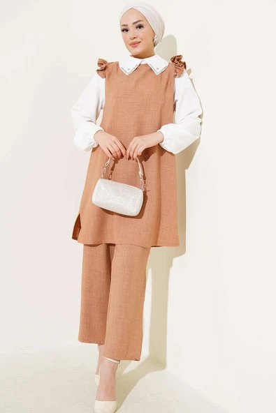 Yaka Taşlı Gömlek Garnili İkili Takım Latte ürün görseli 1