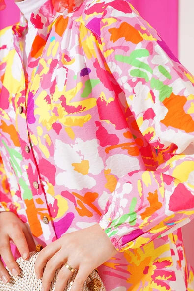 Karışık Desen Yarım Düğmeli Viskon Elbise Pudra - Resim 4