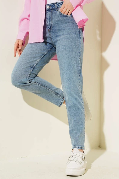 Dar Paça Yıpratmalı Mom Jeans Pantolon Kar Yıkama - 2