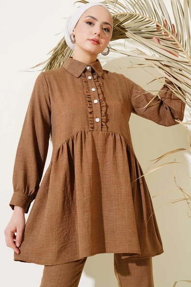 Önü Düğmeli Fırfırlı İkili Takım Kahve - Resim 2