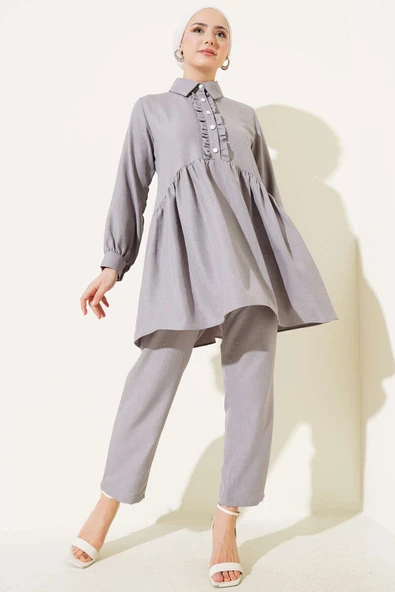 Önü Düğmeli Fırfırlı İkili Takım Gri ürün görseli 1