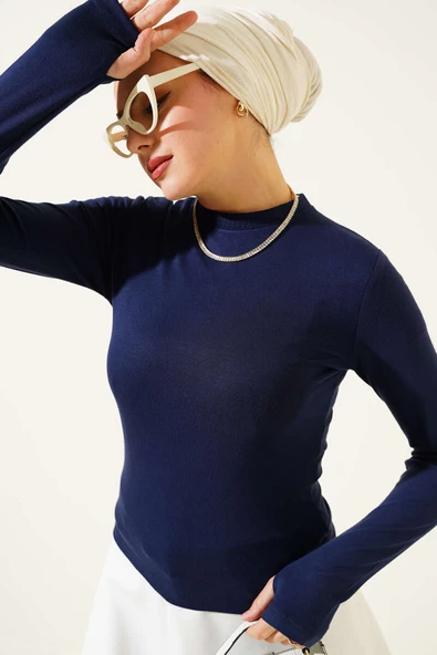 Bisiklet Yaka Basic Body Lacivert ürün görseli