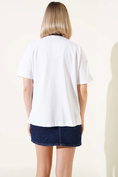 Baskılı Kolyeli T-shirt Beyaz - Resim 3