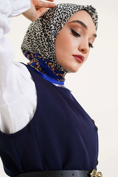 Leopar Desenli Zincirli Eşarp Saks - Resim 2