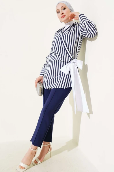 Yandan Bağlamalı Çizgili Kimono Lacivert - 2