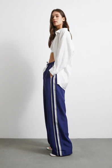 Beli Lastikli Çift Şeritli Pantolon Saks - 1