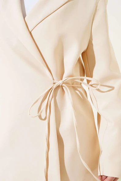 Yandan Bağlamalı Kruvaze Yaka Ceket Bej - Resim 4