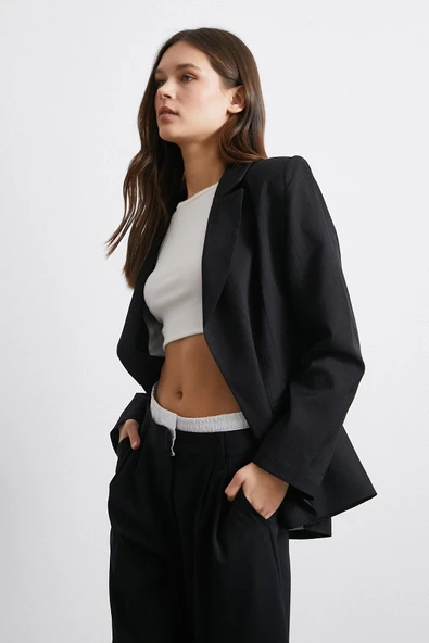 Çizgi Astarlı Dökümlü Blazer Ceket Siyah