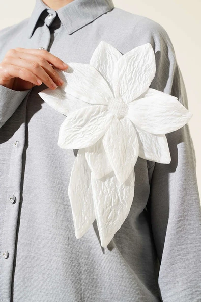 Çiçek Aksesuarlı Tunik İkili Takım Gri - Resim 4