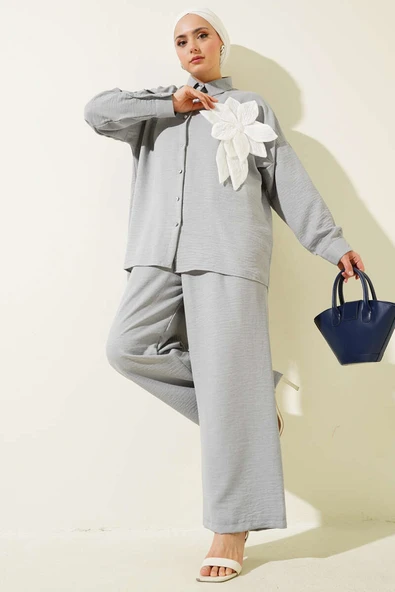 Çiçek Aksesuarlı Tunik İkili Takım Gri ürün görseli 1