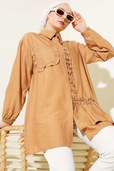 Taşlı Fırfırlı Gömlek Camel