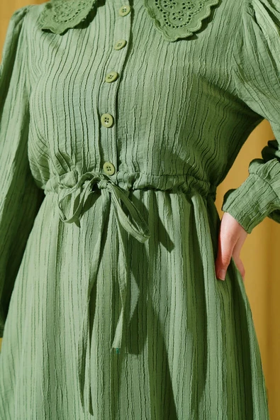 Yaka Dantelli Bel Tünelli Elbise Çağla Yeşili - Resim 4