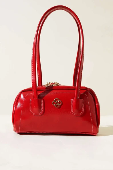 Uzun Kulplu Fermuarlı Rugan Çanta Kırmızı - Resim 2