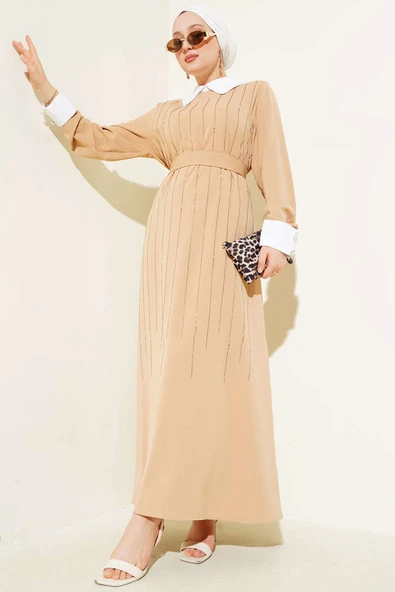 Gömlek Yaka Önü Taşlı Elbise Latte ürün görseli 1