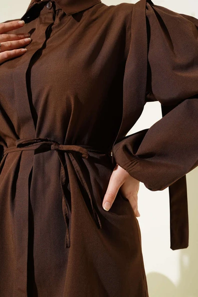 İp Kuşaklı Omuz Pelerinli Gömlek Kahve - Resim 4