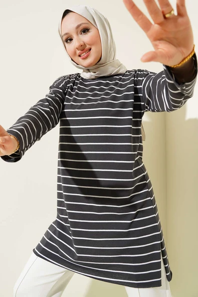 Şeritli Tunik Füme ürün görseli