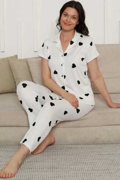 Kalp Desenli Kısa Kol Pijama Takım Siyah Kalpli ürün görseli 1