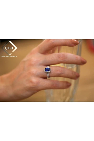 14 Ayar Lacivert Baget Tektaş Altın Yüzük - Resim 2