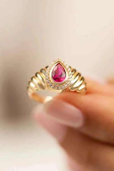 Burgulu Şovalye Altın Yüzük ürün görseli 1