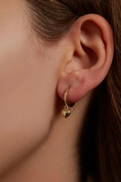 Kalp Sallantılı Halka Altın Küpe