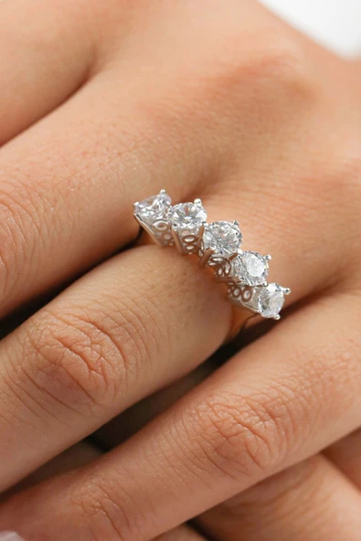 Sevgililer Günü Beştaş Altın Yüzük ürün görseli 1