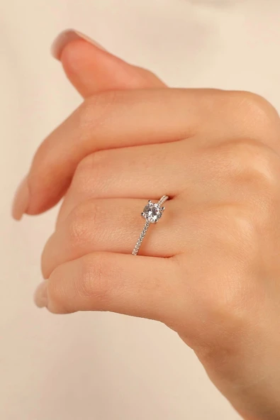 Sevgililer Günü Tektaş Altın Yüzük (ışıklı Kutu ) ürün görseli 1