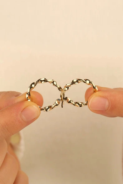 14 Ayar 2 cm Kıvrımlı Halka Altın Küpe