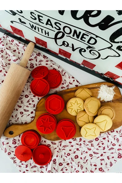 Luga Atölye Kurabiye - Oyun Hamuru - Damga ve Kesici 9 Parça Geometrik Şekilli Hamur Şekillendirici Kalıp Seti