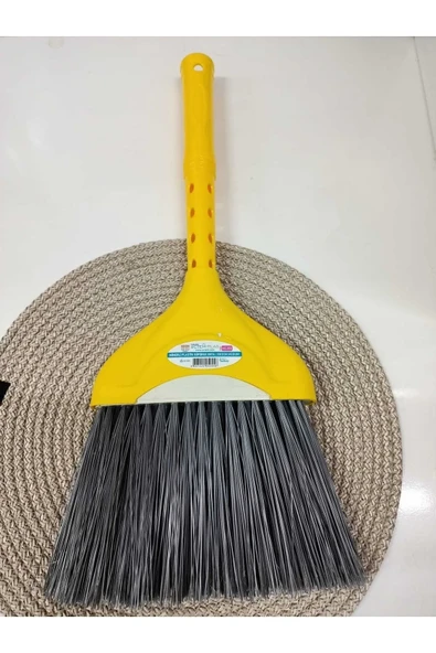 Plastik Süpürge Orta 1 Adet   -HS255