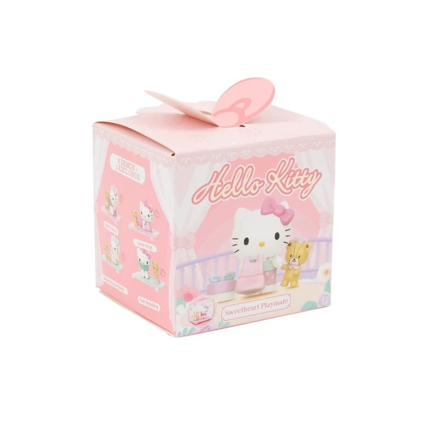 HKT38100 Hello Kitty ve Oyun Arkadaşı - 1 Adet Fiyatıdır