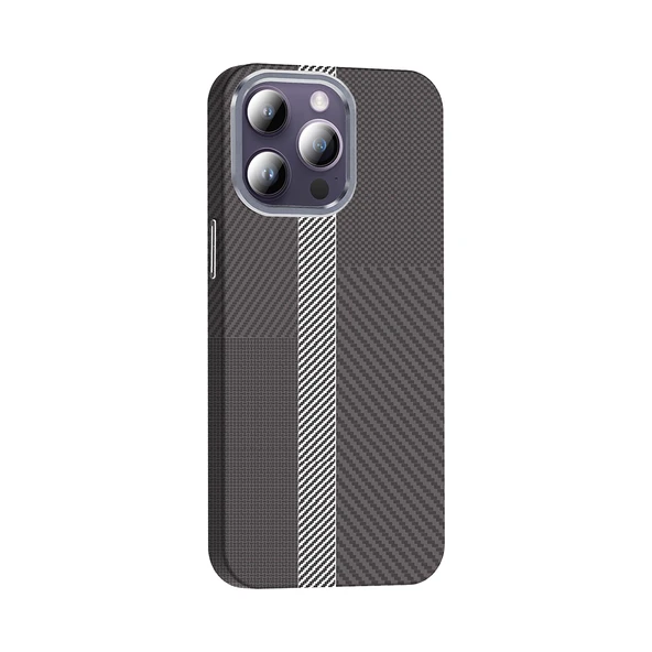 iPhone 14 Pro Max Kılıf Kablosuz Şarj Özellikli Karbon Fiber Görünümlü Gros Kapak - Resim 12