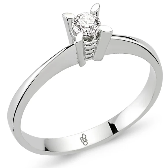 0.40 Ct Tektaş Pırlanta Yüzük RM101