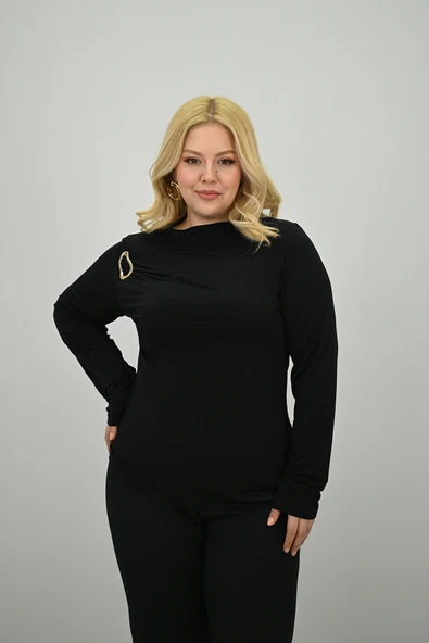 Kadın Büyük Beden Aksesuar Detaylı Drapeli Bluz 1924-25 - 3