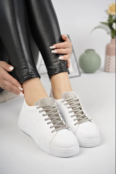 Muggo Reina Kadın Garantili Günlük Yürüyüş Rahat ve Tarz Kalın Taban Bağcıklı Sneaker Spor Ayakkabı  BEYAZ 37