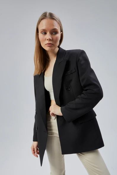 Siyah Oversize Kruvaze Yaka Astarlı Blazer Ceket