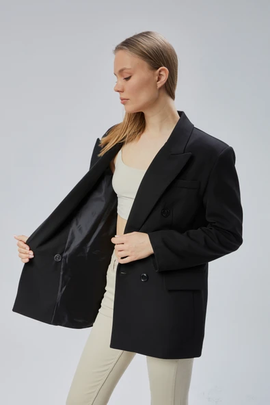Siyah Oversize Kruvaze Yaka Astarlı Blazer Ceket - 3