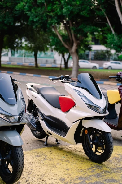 Honda Pcx Motosiklet Çocuk Koltuğu, Sök Tak, Siyah Deri, Kolsuz, 4-8 Yaş Arası, Hediyeli - 2