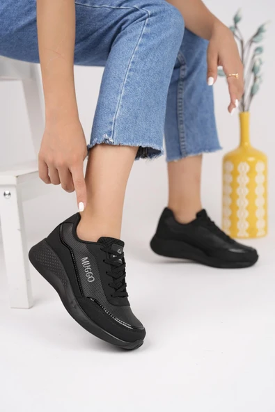 Muggo Happy Garantili Kadın Ortopedik Günlük Bağcıklı Şık Rahat Sneaker Spor Ayakkabı  SİYAH 38