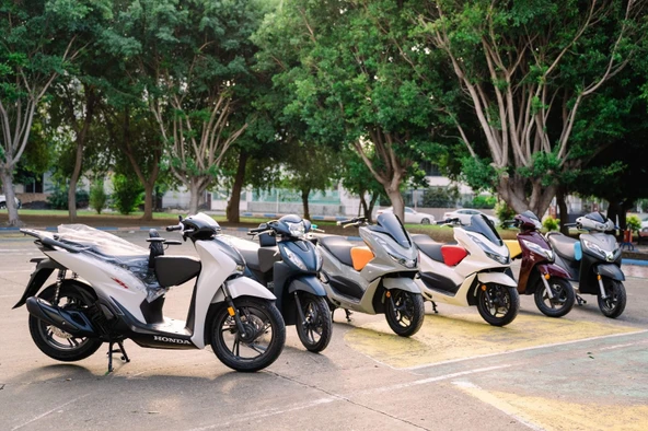 HONDA ACTİVA-DİO Motosiklet Çocuk Koltuğu, Siyah Deri, Kolsuz, 4-8 Yaş Arası, Hediyeli - 4