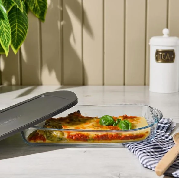 Paşabahçe 59006 Gri Plastik Kapaklı Dikdörtgen Borcam 1950 cc