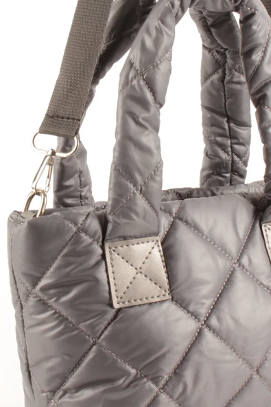 Kadın Kapitoneli Paraşüt Kumaş Çapraz Askılı Şişme Puf Midi Boy El Ve Omuz Çantası (10758) - Resim 4