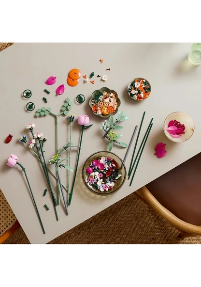 Lego Botanicals Pembe Çiçek Buketi 10342 Lisanslı Ürün - 4