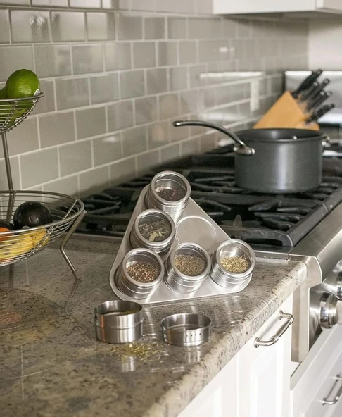 Busstier Üçgen Manyetik Paslanmaz Çelik Baharatlık Seti, 6 Şeffaf Kapaklı Baharat Kavanozu - Resim 2