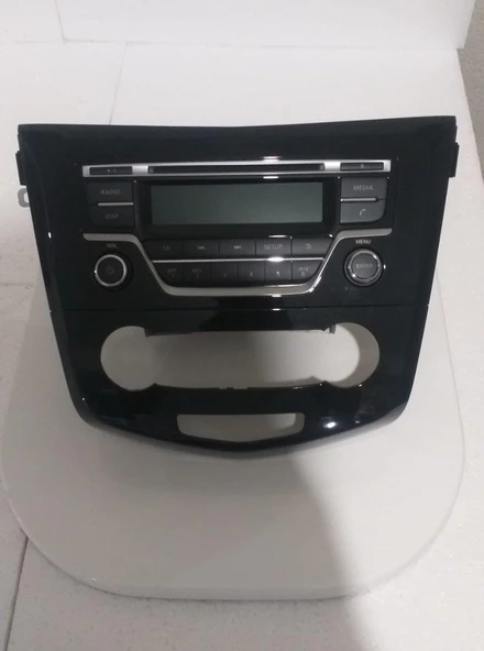 Nissan Qashqai Oto Teyp Kullanılmış